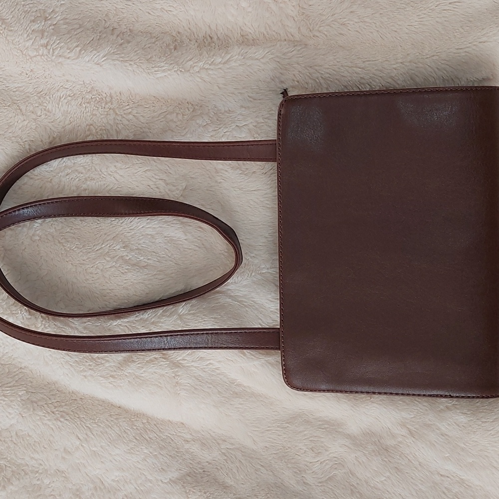 Genuine Matt & Nat crossbody purse - Picture 2 of 5